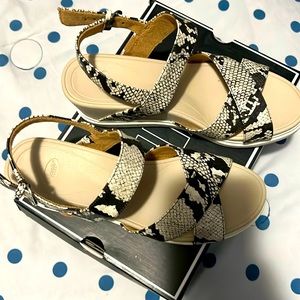 Dr. Scholls Size 8 Sandal